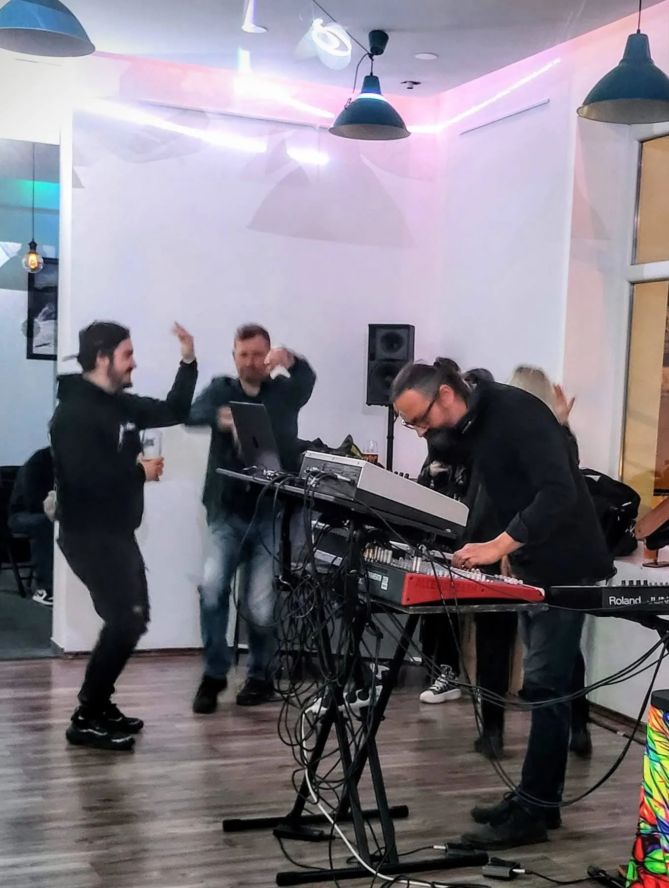 Hudobný večer AudioGate 01 v Art Gate Gallery