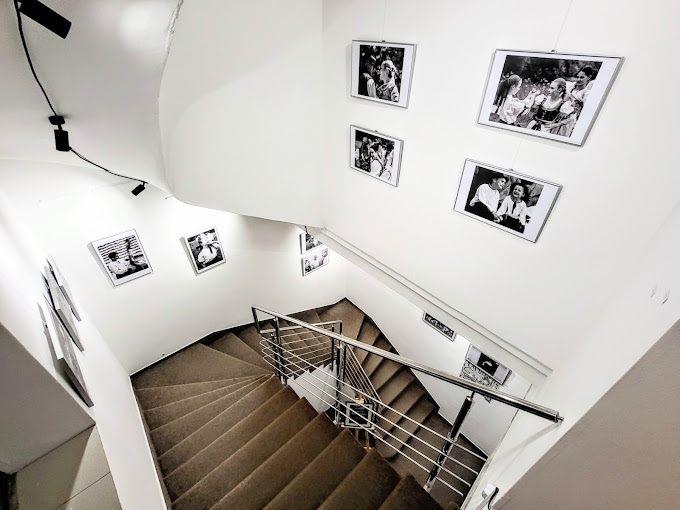 Art Gate Gallery 2